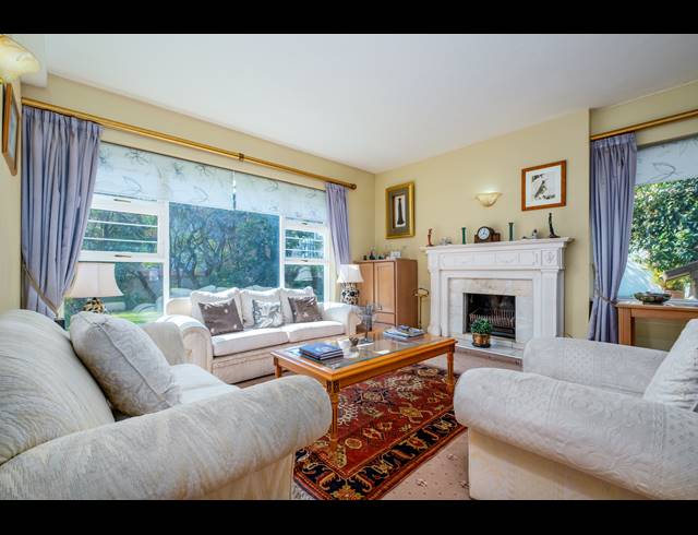 5 BEDROOM HOUSE FOR SALE IN NORTHCLIFF